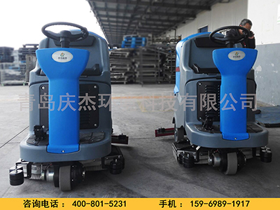 保養駕駛式洗地車(chē)青島洗地車(chē) 保養駕駛式洗地車(chē)青島洗地車(chē)